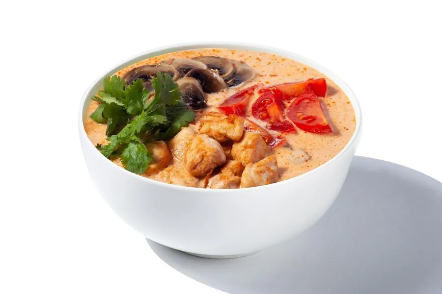 Том ям с курицей